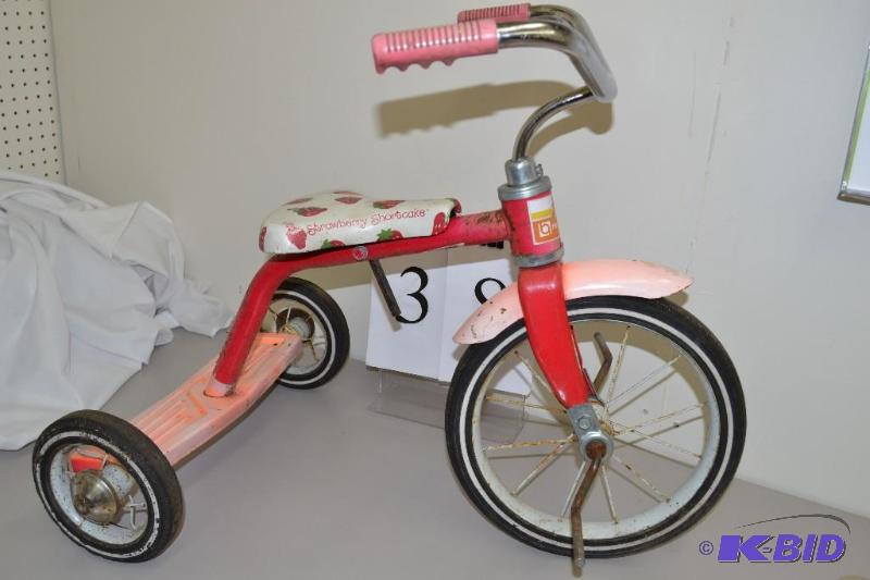 Strawberry Shortcake Tricycle
