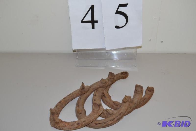 Horse Shoes