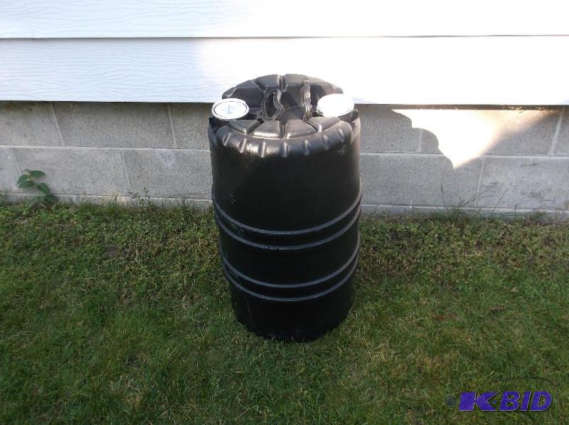 lot 38 image: Food grade 16 gallon container....