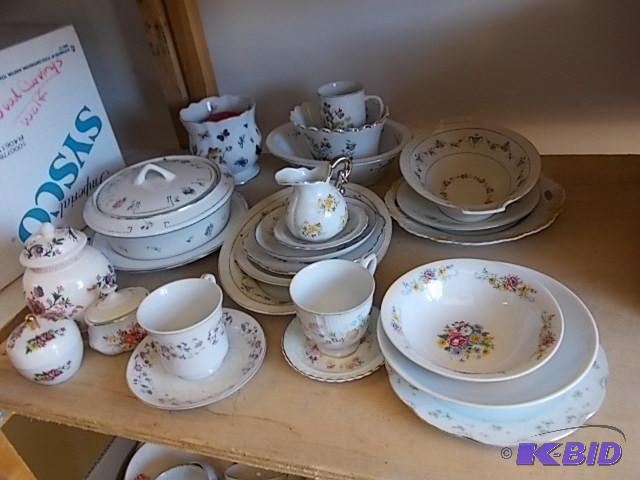 Box Lot - Assorted Floral Dishes...