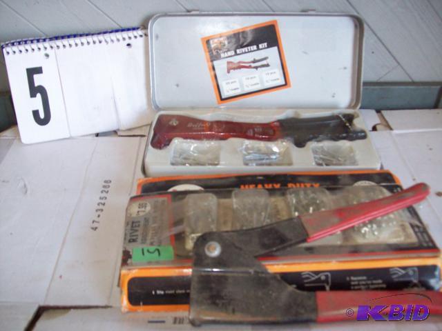 Pop Rivet Set, 2 Tools And Rivets