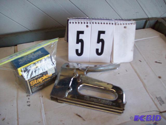 Arrow Hand Stapler And Staples...