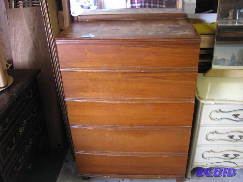 lot 4 image: Vintage 5 drawer highboy dresser with mirror....
