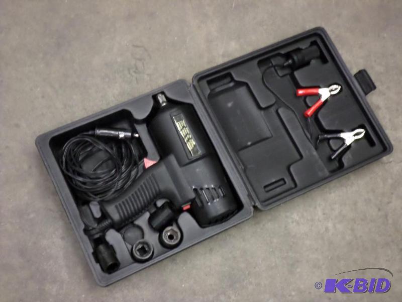 lot 106 image: Complete 12" 12Volt Impact Set...