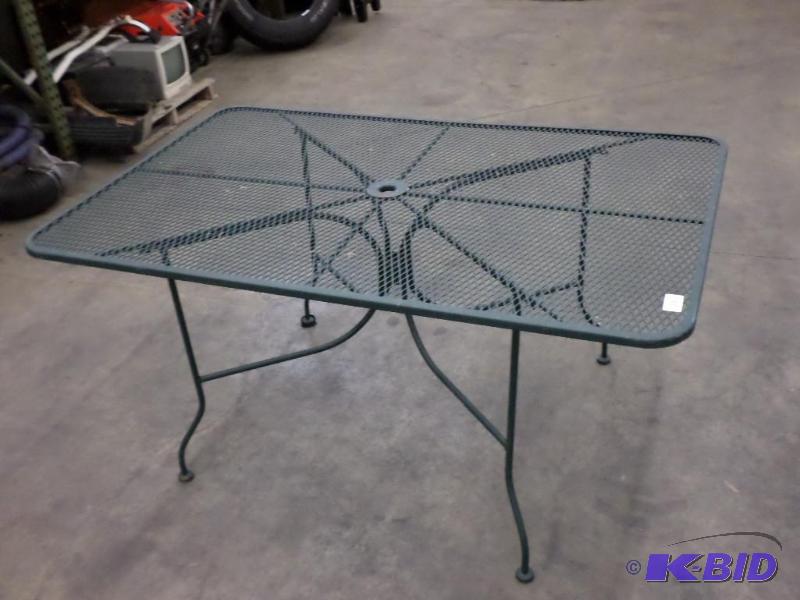 lot 38 image: 36&quotx60" Steel Patio Steel Mesh Top ...