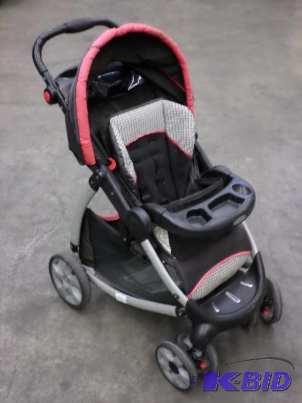 lot 55 image: Graco Foldable Stroller...