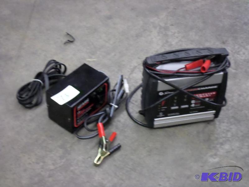 lot 73 image: (2) 12Volt Battery Chargers...