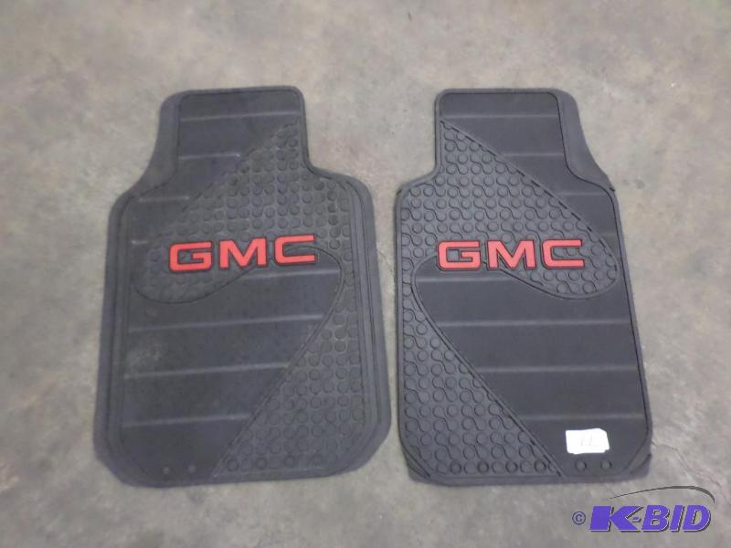 lot 77 image: Universal GM Crew Cab Floor Mat Set...