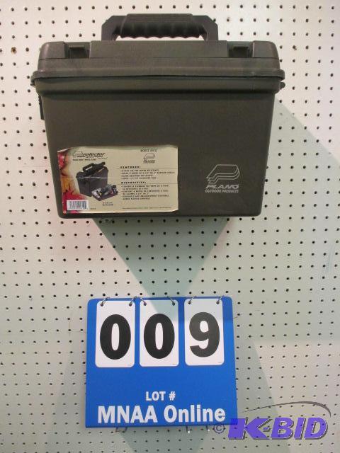 lot 00009 image: Plano Outdoors Dry Field Box Model 1612 14 Wide