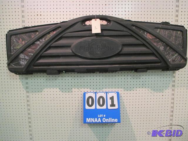 lot 1 image: Flambeau Oversize Single Gun Case Rifle Camouflage