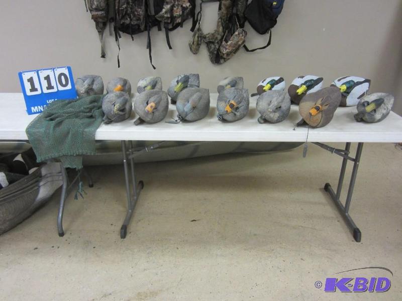 lot 110 image: Huge Lot 15 of Hunting Duck Decoys