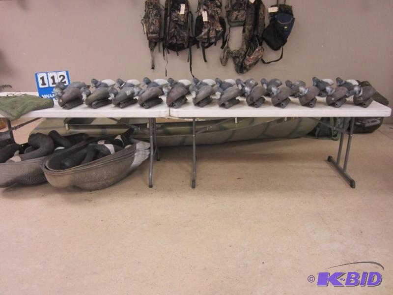 lot 112 image: Lot of 24 Hunting Duck Decoys