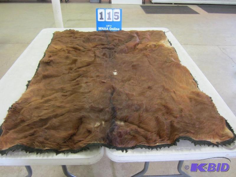 lot 115 image: Authentic Horse Fur Area Rug