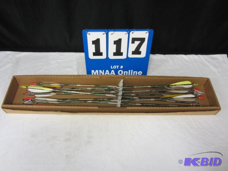lot 117 image: Lot of Easton Hunting Arrows Bow