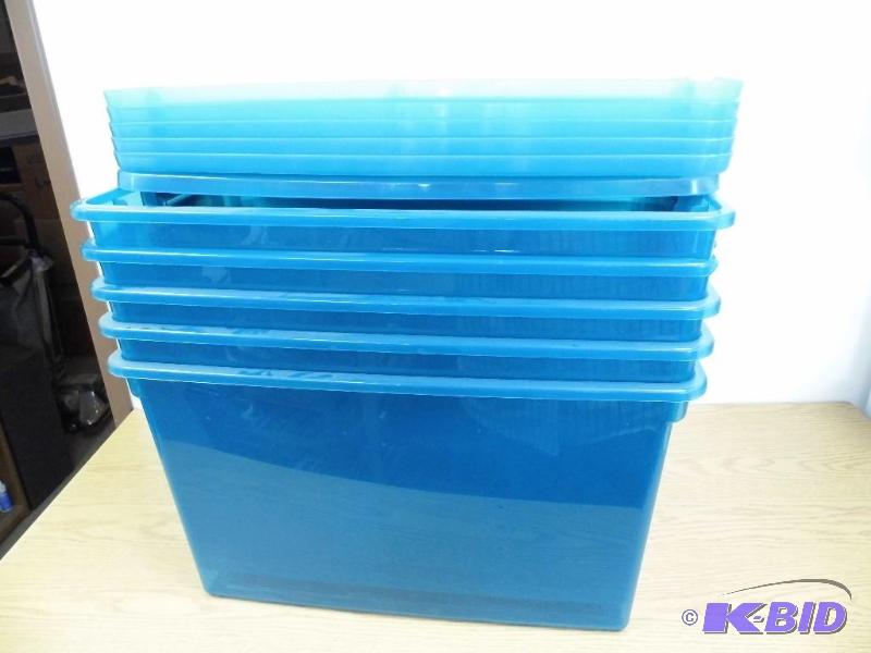 lot 28 image: 5 Sterelite 66 Quart Totes