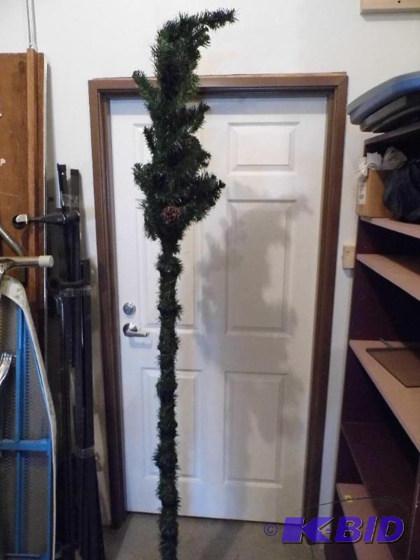 lot 43 image: Christmas Tree