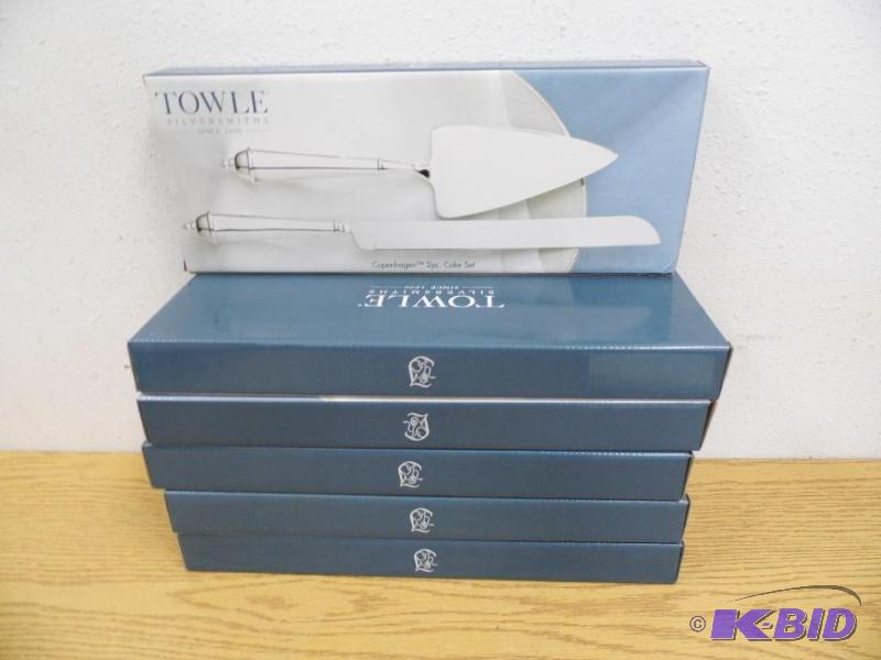 lot 45 image: 6 New Cake Sets