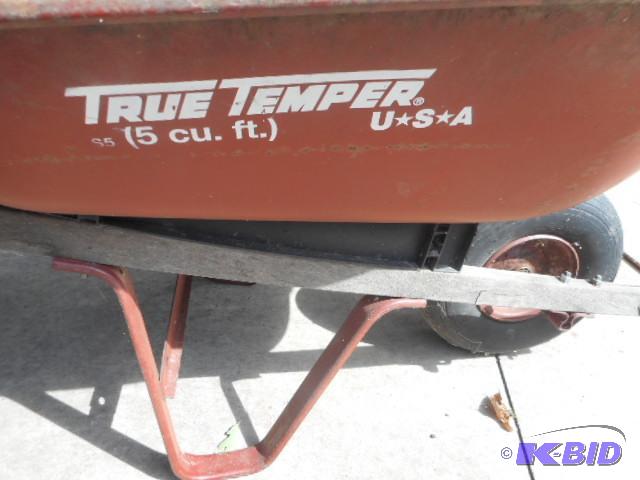 lot 184 image: Wheelbarrow