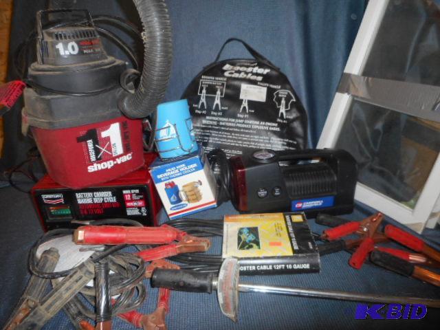 lot 202 image: Battery Charger, Cables