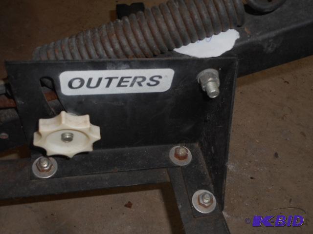 lot 207 image: Clay Pigeon Launcher