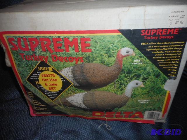 lot 63 image: Turkey Decoys