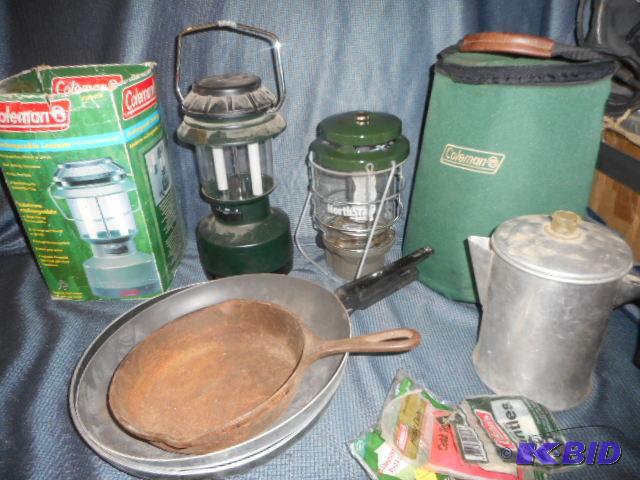 lot 64 image: Coleman Lanterns, Cast Pan