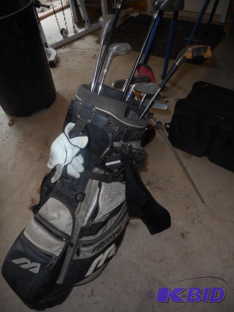 lot 65 image: Golf bag and clubs