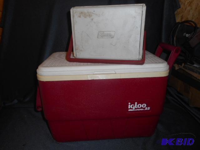 lot 88 image: Coleman, Igloo Coolers