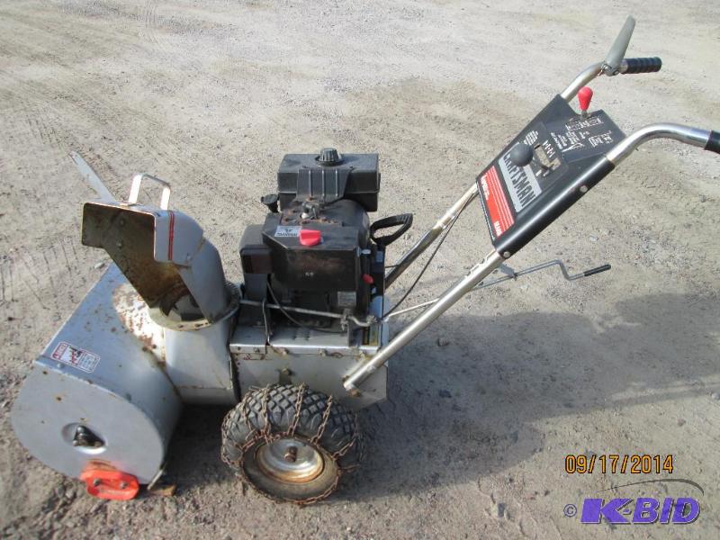 lot 14 image: Craftsman 7HP 26" Snowblower, Runs &...