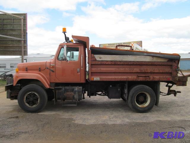 Year 1993 Make International Model 2554 Mi...