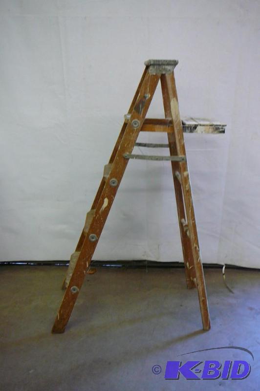 Wooden step ladder 4ft 6&quot tall...