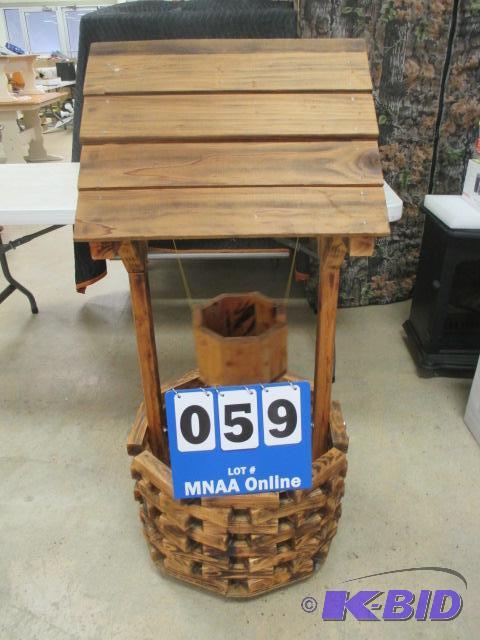 lot 00059 image: Rustic Wishing Well