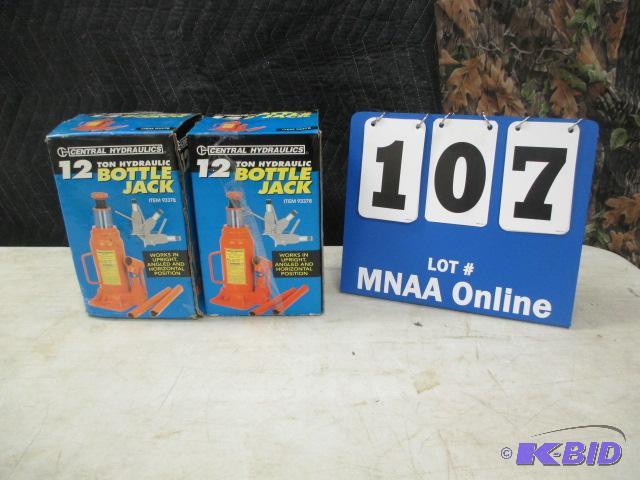 lot 107 image: Two Central Hydraulics 12 Ton Bottle Jacks
