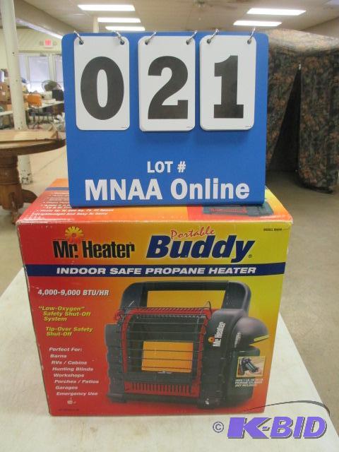 lot 21 image: Mr. Heater Portable Buddy heater