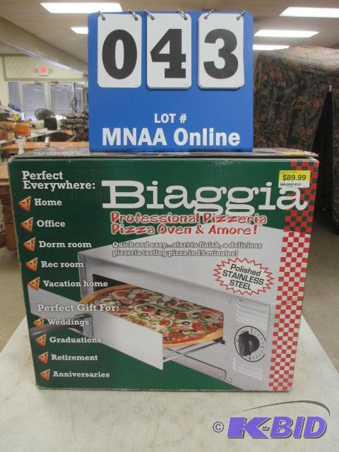 lot 43 image: new in box Biaggia Pizza oven