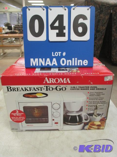 lot 46 image: New in Box Breakfast-To-Go