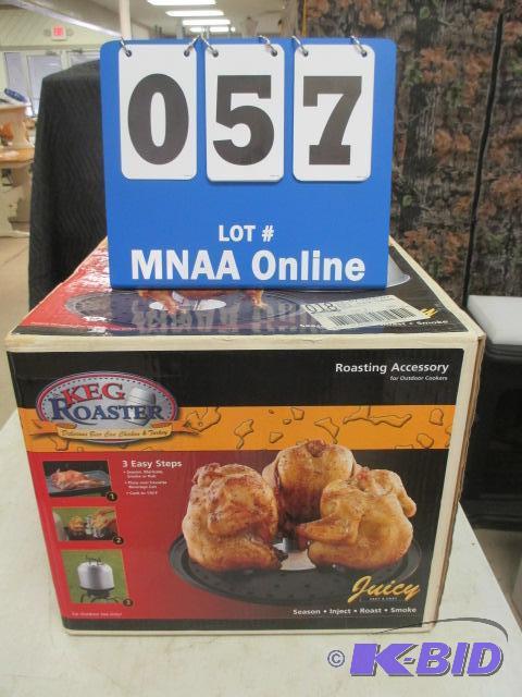 lot 57 image: Beer Can Keg Roaster New in Box