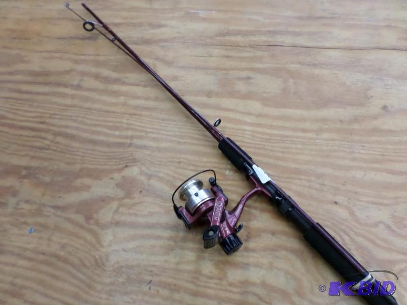 lot 104 image: Quantum 2-Piece Rod & Reel...