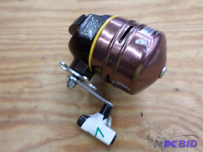 lot 42 image: Vintage Ted Williams 225 Reel...
