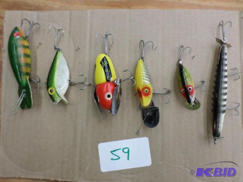 lot 59 image: Lot Of Misc Vintage Lures...