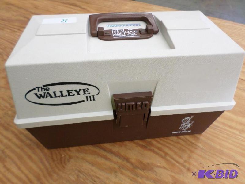 lot 8 image: UMCO #1283 Tackle Box...