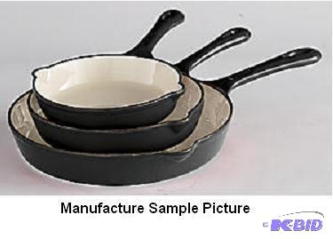 lot 139 image: Three Piece Ginnys Cast Iron Skillet Set - Bl...
