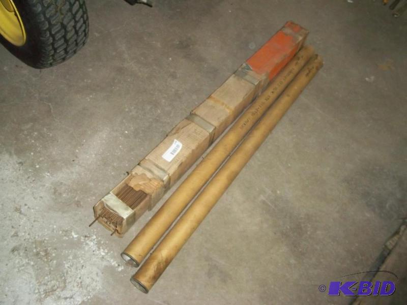 1 Steel and 2 Brass Brazing rods...