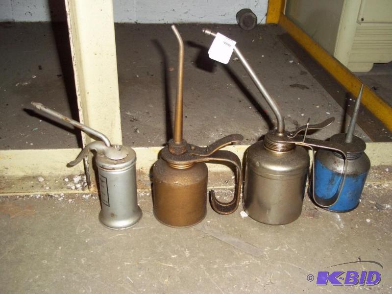 4 oil cans...
