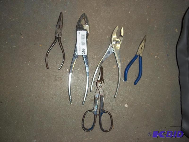 Pliers group...
