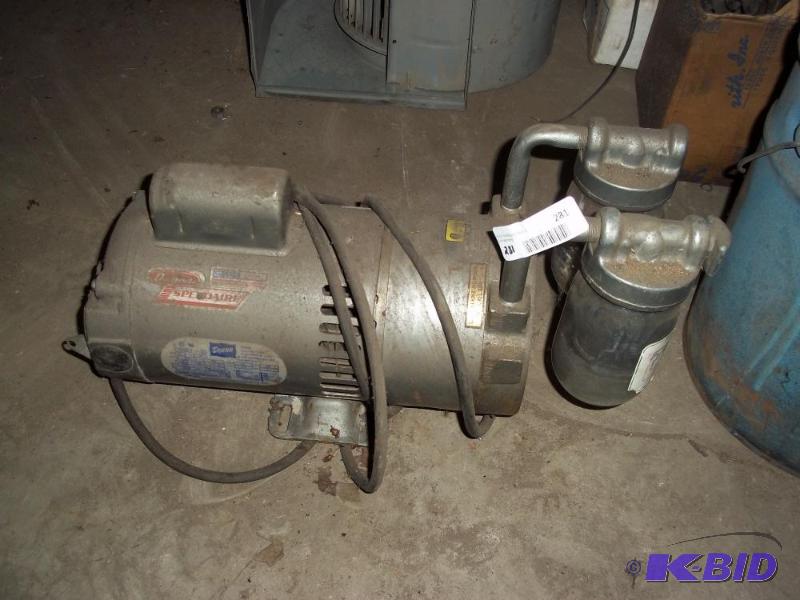 Dayton Vacuum Pump   Consignor states works ...