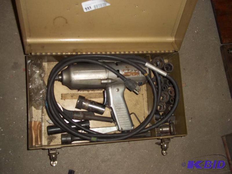 Electric 12 in Impact Wrench   Consignor sta...