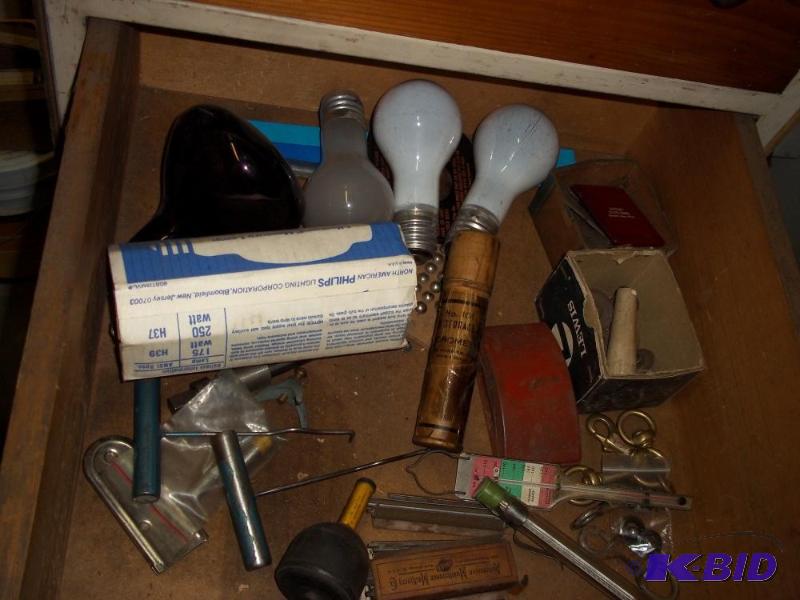 Drawer of Miscellaneous bulbs, pipe cutter wh...