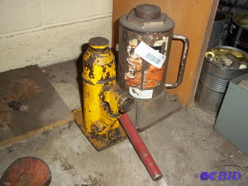 2 Bottle Jacks...