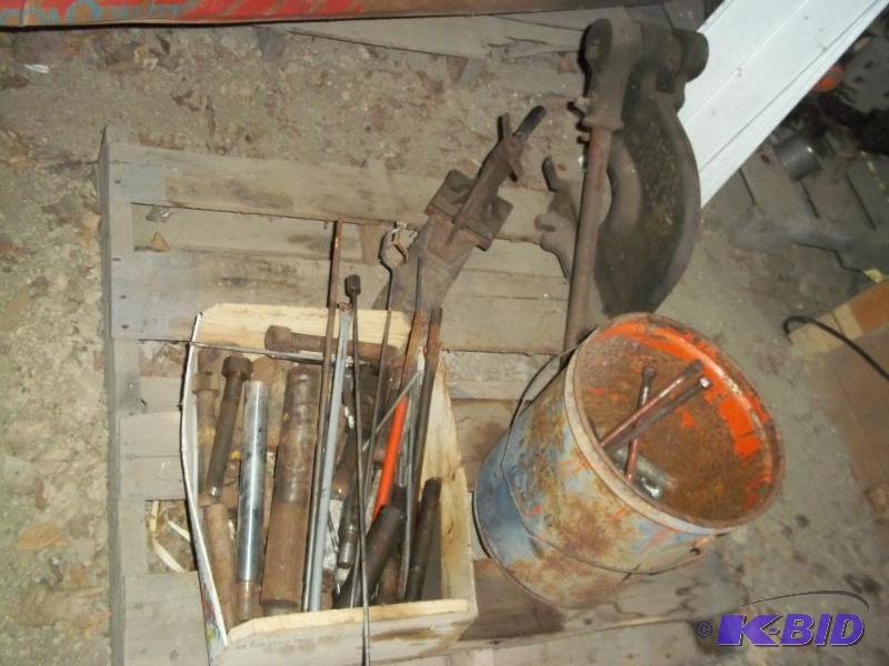 2 Presses, Misc bolts, steel shafts...